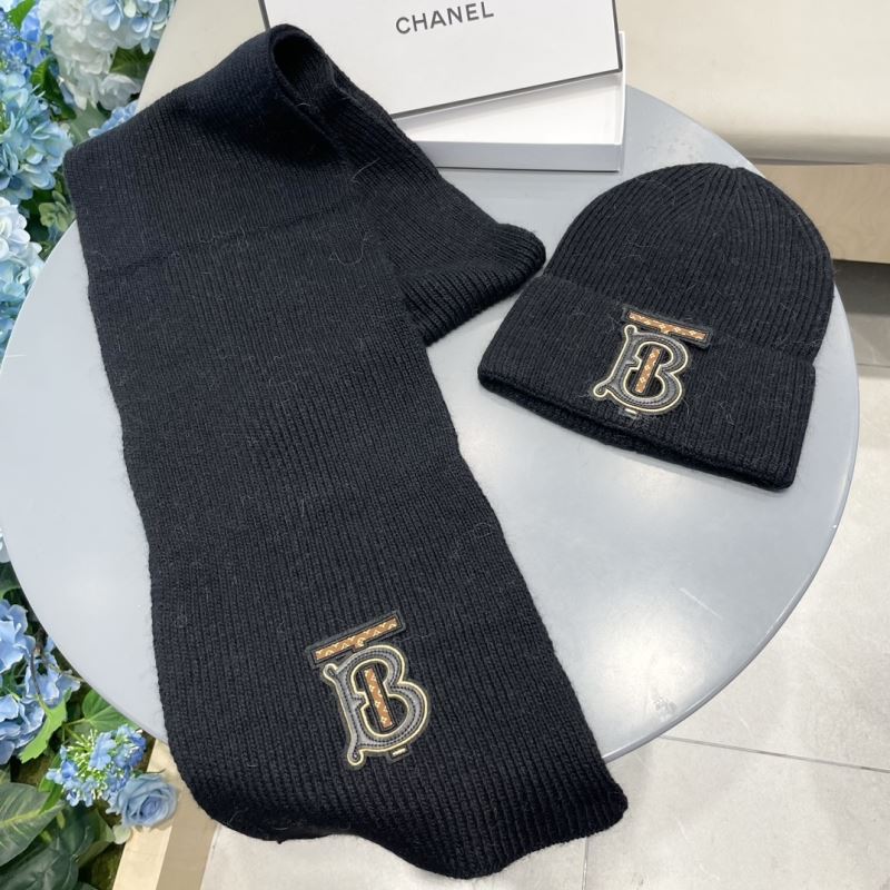 Burberry Caps Scarfs